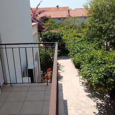 Petar Pensjonat Banjol